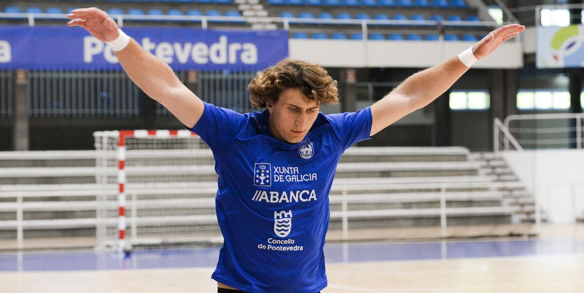 Iván Calvo, no primeiro adestramento do Cisne da tempada 24-25