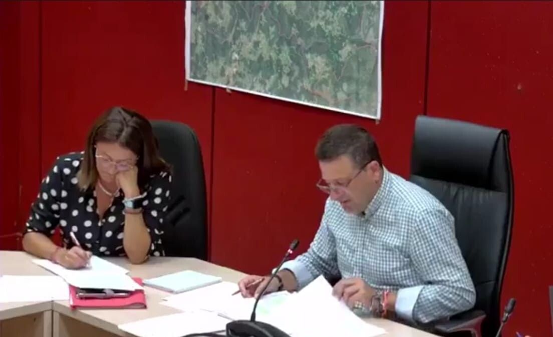 O alcalde de Cuntis, Manuel Campos, nun momento do Pleno