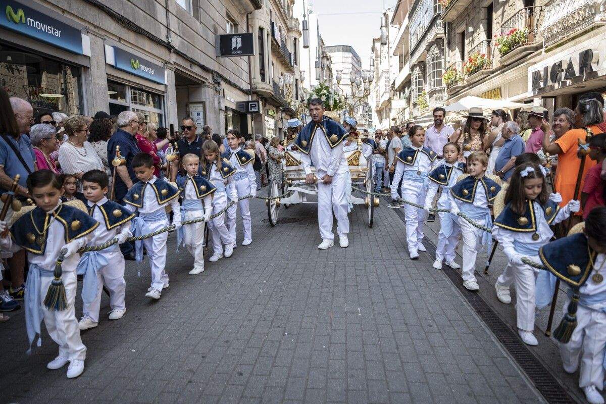 Ofrenda floral á Virxe Peregrina