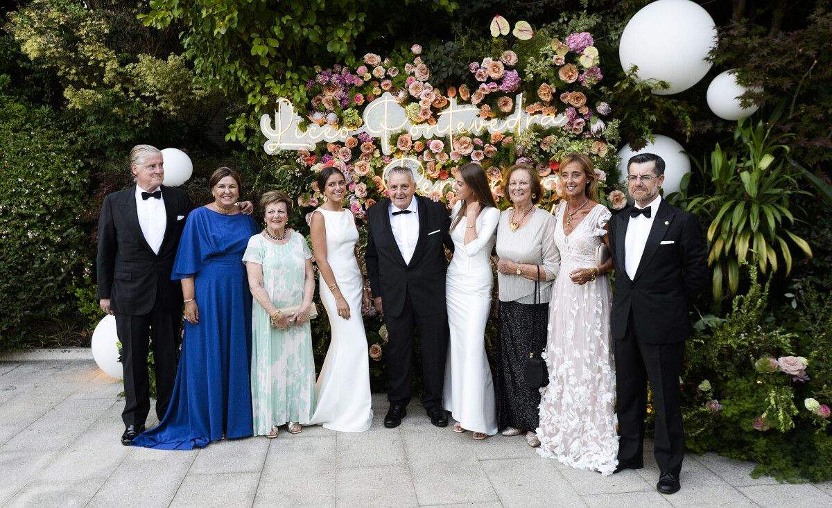 Cea Baile de Gala do Liceo Casino. Recepción de autoridades e personalidades. Chegada dos participantes na cea