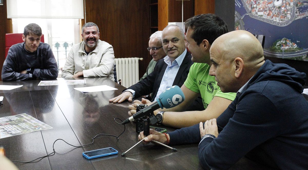A Gimnástica presenta ao equipo que competirá en Vigo na primeira xornada de D.Honra