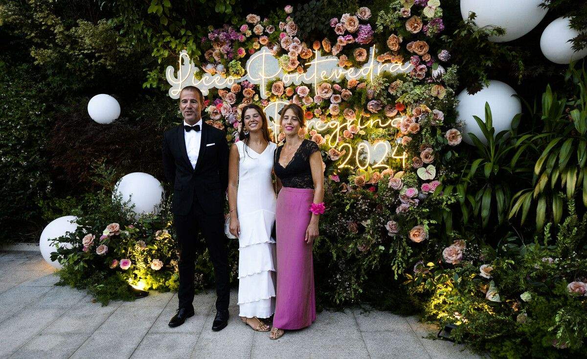 Cea Baile de Gala do Liceo Casino. Recepción de autoridades e personalidades. Chegada dos participantes na cea