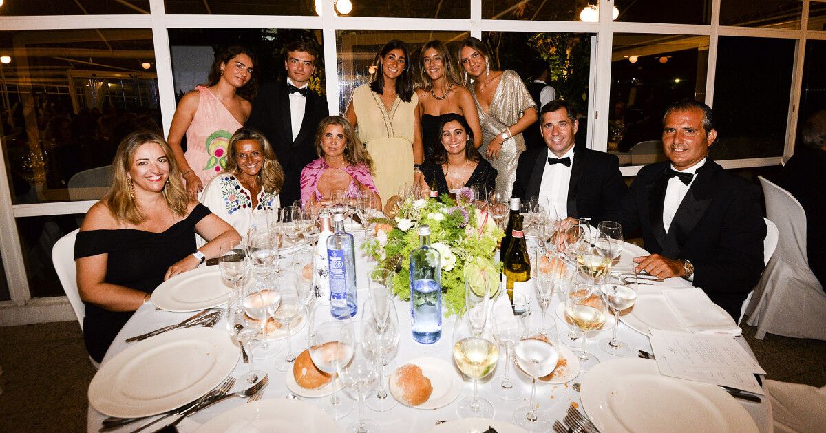 Cea Baile de Gala do Liceo Casino. Participantes na cea