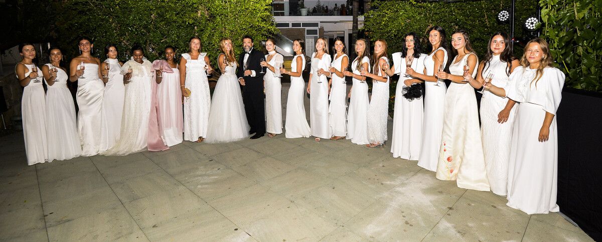 Cea Baile de Gala do Liceo Casino. Debutantes. Desfile e presentación