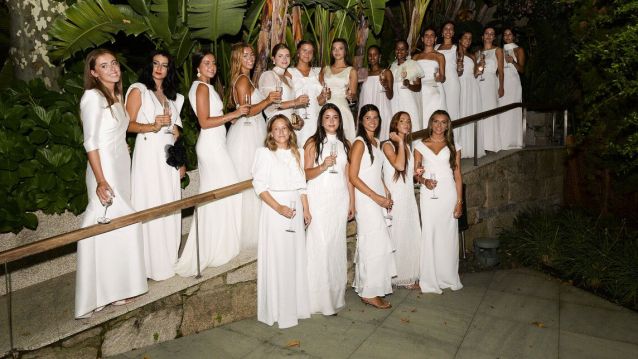 Cea Baile de Gala do Liceo Casino. Debutantes. Desfile e presentación Cea Baile de Gala do Liceo Casino. Debutantes. Desfile e presentación