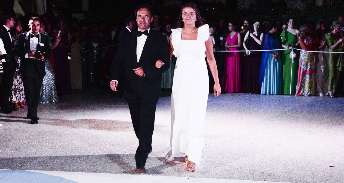 Cea Baile de Gala do Liceo Casino. Debutantes. Desfile e presentación