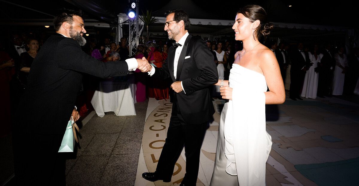 Cea Baile de Gala do Liceo Casino. Debutantes. Desfile e presentación