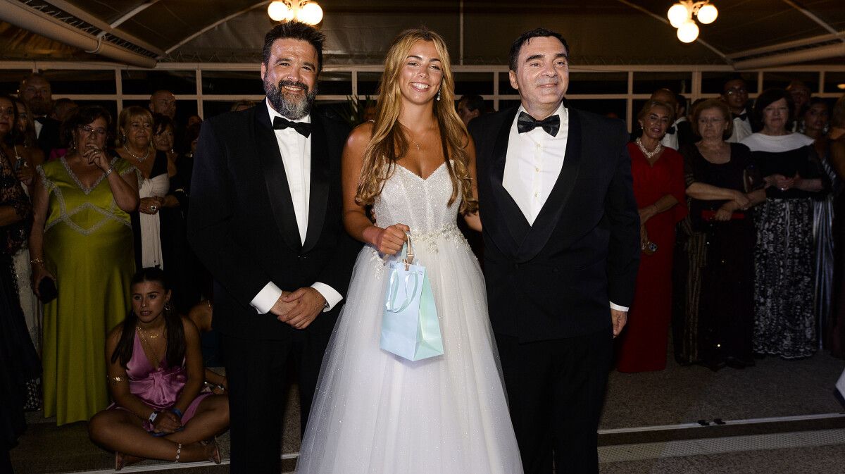 Cea Baile de Gala do Liceo Casino. Debutantes. Desfile e presentación