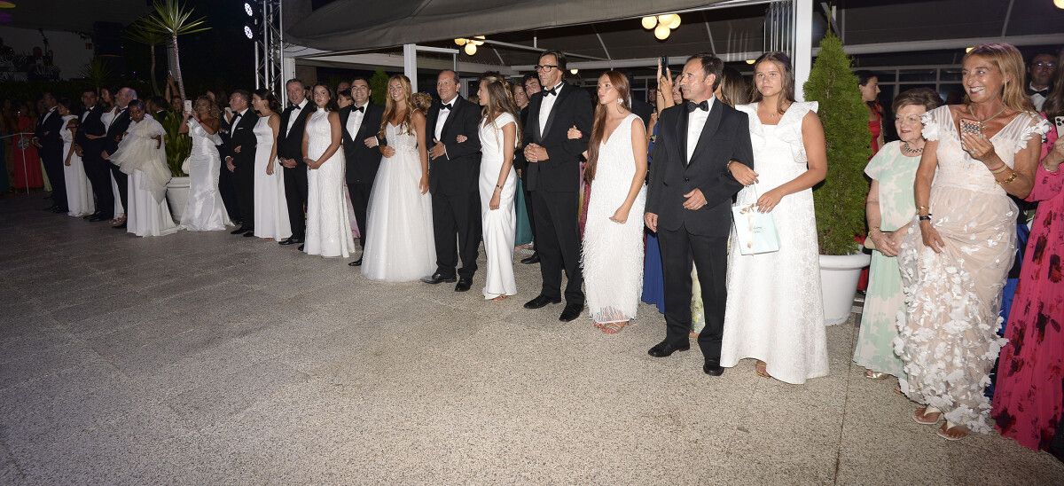Cea Baile de Gala do Liceo Casino. Debutantes. Desfile e presentación