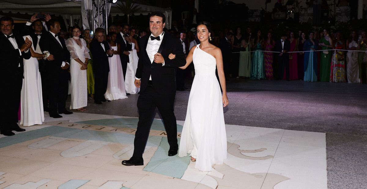 Cea Baile de Gala do Liceo Casino. Debutantes. Desfile e presentación
