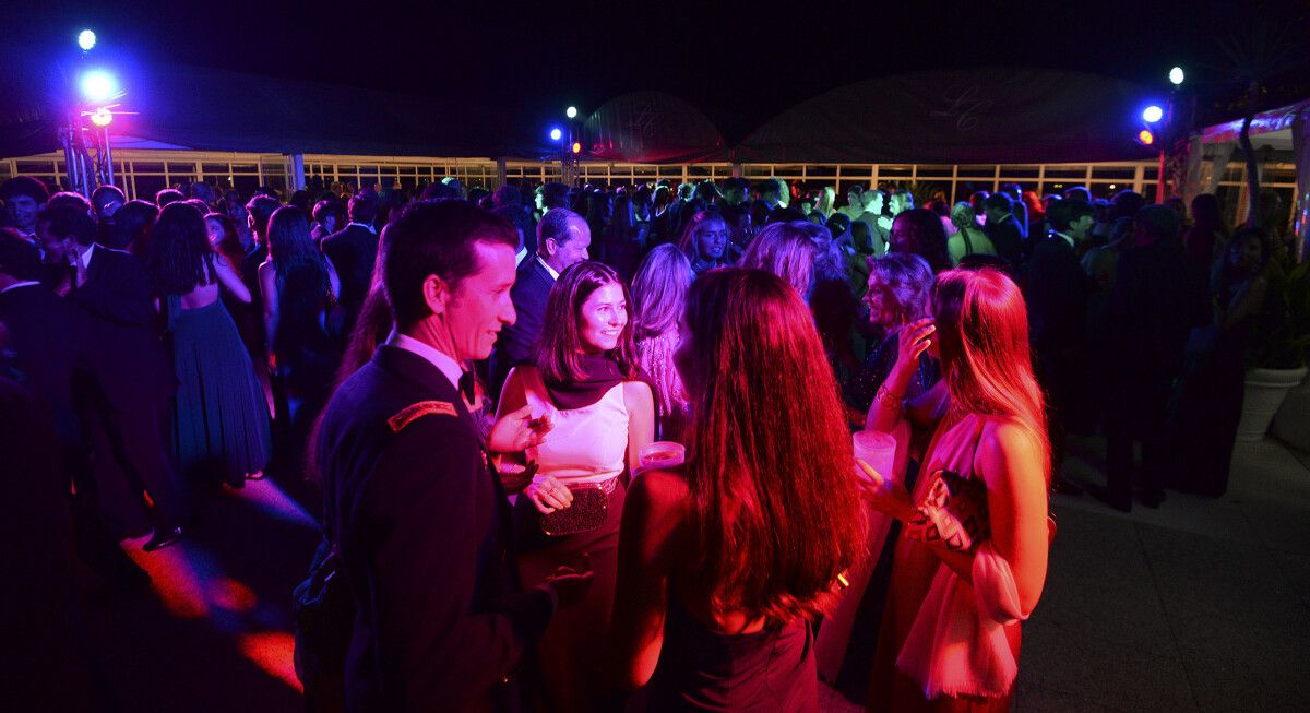 Cea Baile de Gala do Liceo Casino (IV). Baile. Búscate nas fotos