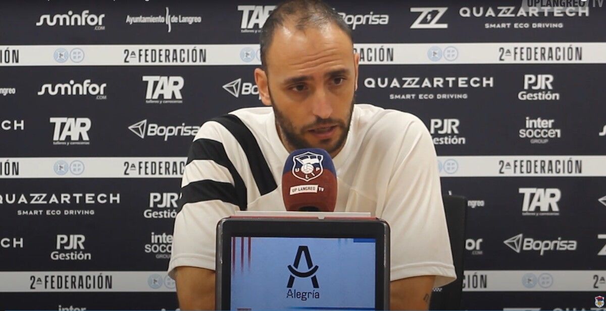 Pablo Acebal, entrenador de la UP Langreo