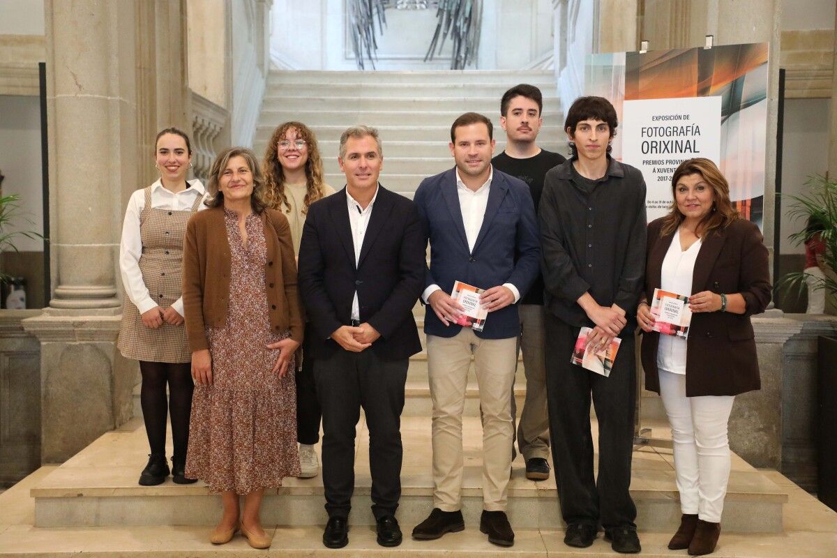 Inauguración da exposición fotográfica dos Premios Provinciais á Xuventude