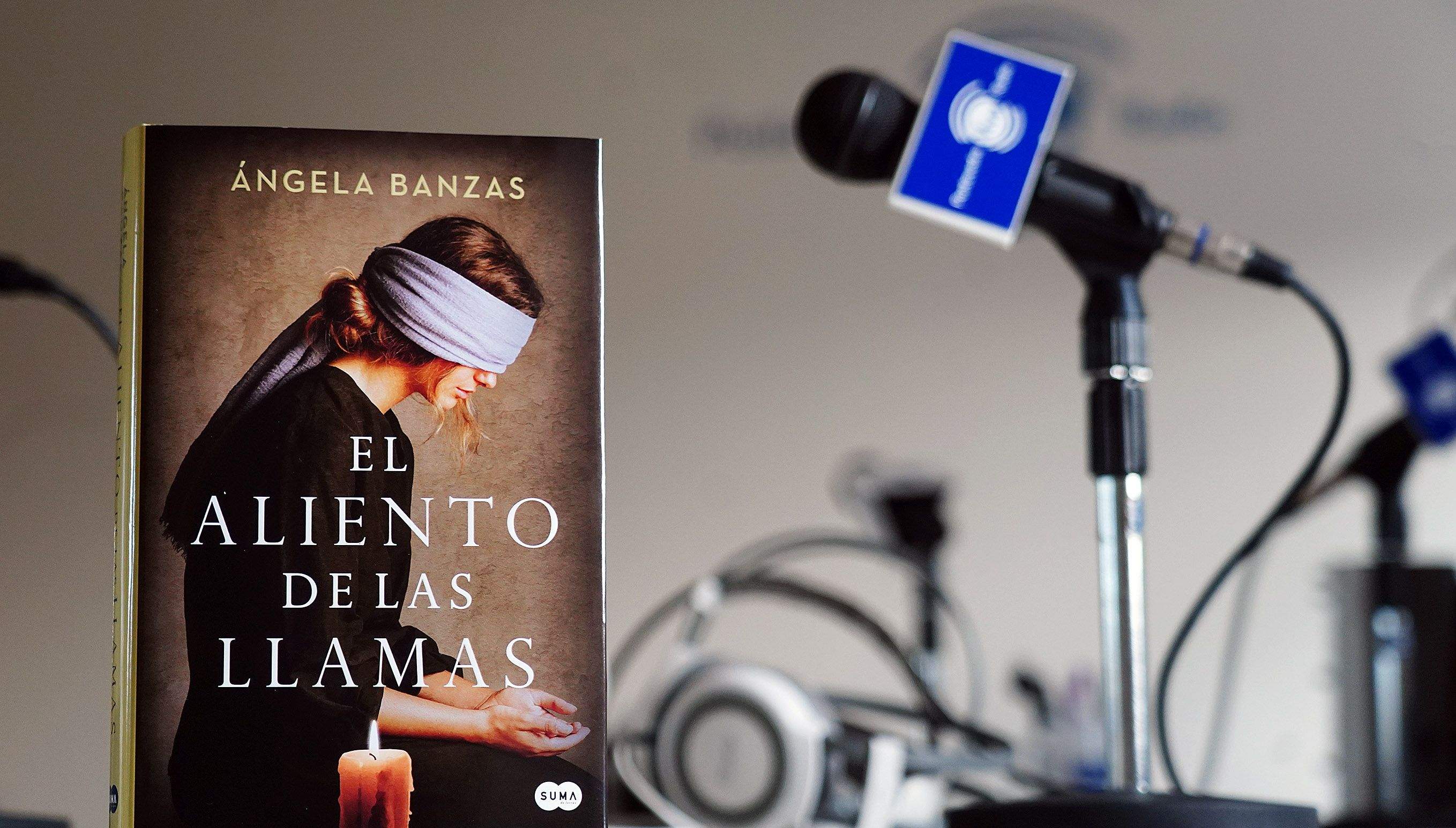'El aliento de las llamas' es la cuarta novela de la compostelana Ángela Banzas  /Mónica Patxot