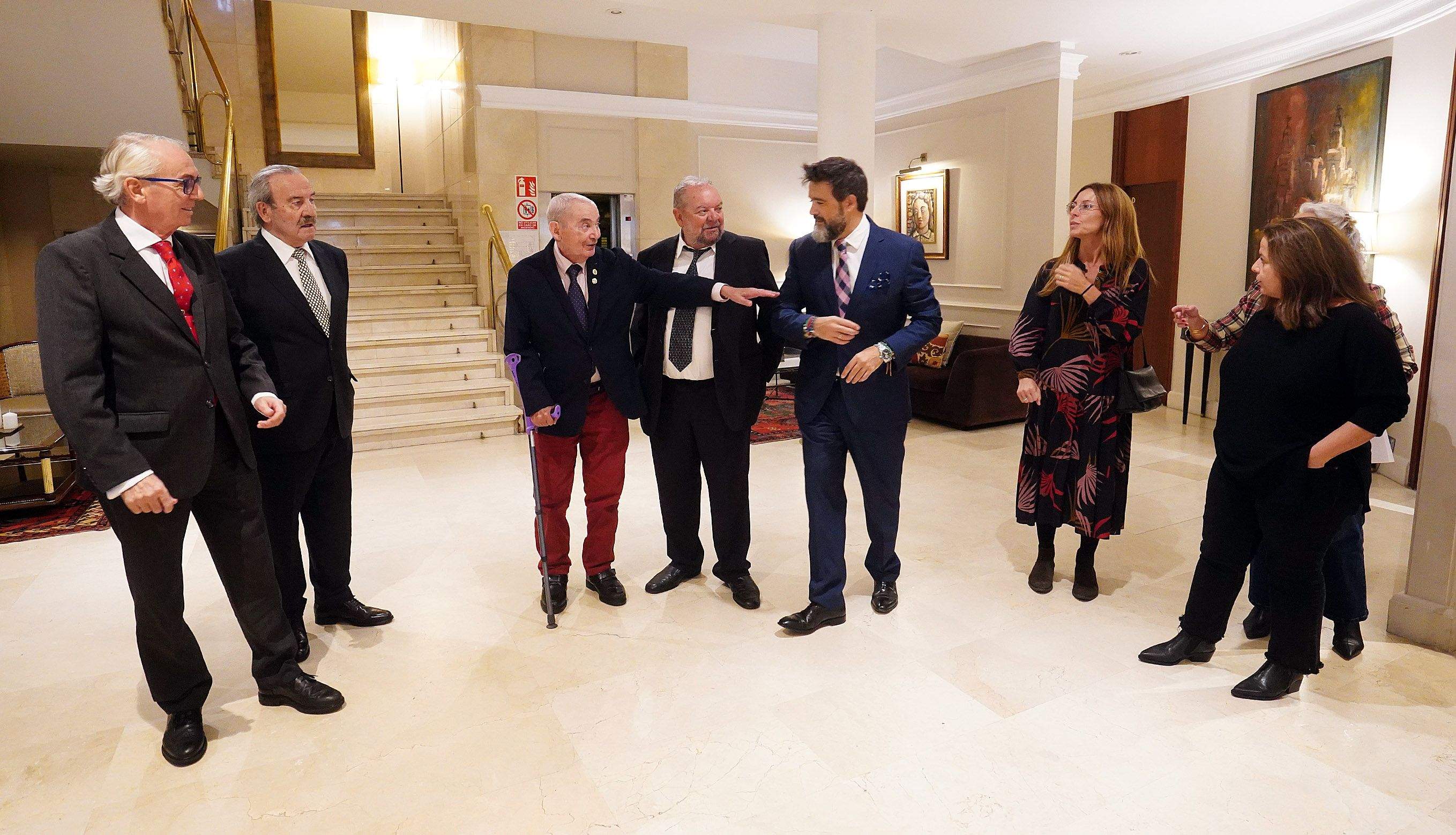Homenaje a los nuevos socios de honor del Liceo Casino de Pontevedra Homenaje a los nuevos socios de honor del Liceo Casino de Pontevedra