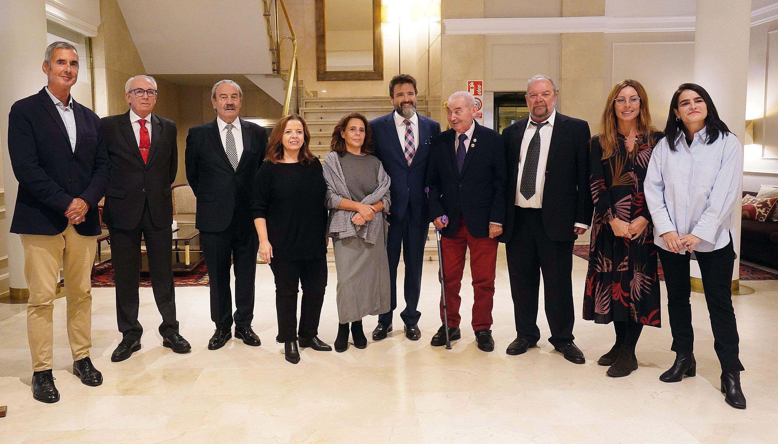 Homenaje a los nuevos socios de honor del Liceo Casino de Pontevedra Homenaje a los nuevos socios de honor del Liceo Casino de Pontevedra