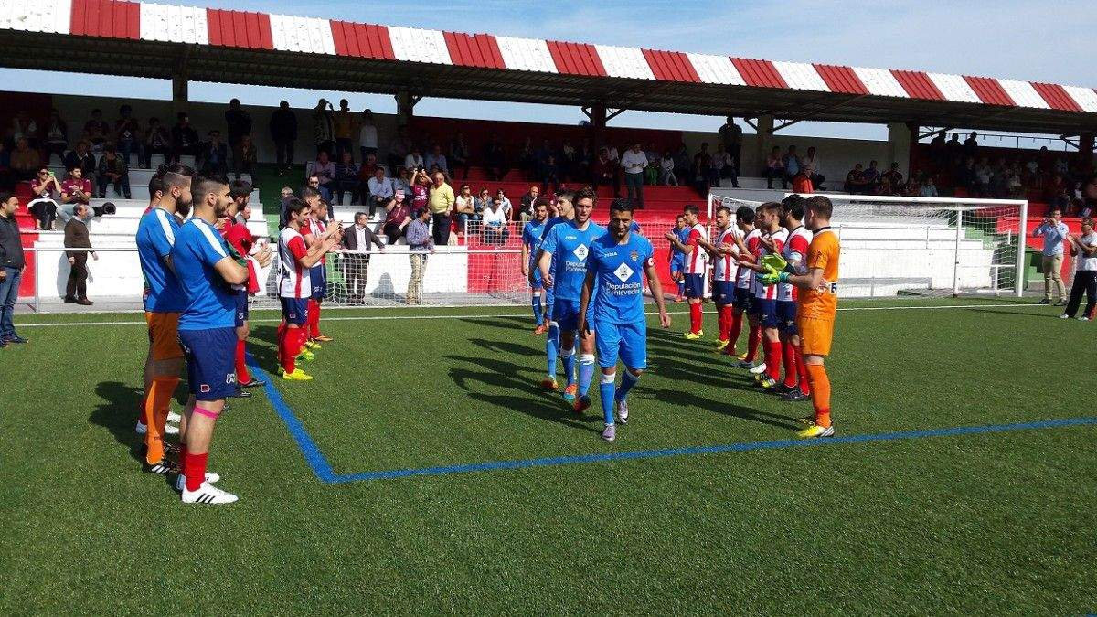 O Alondras fai corredor de campión ao Pontevedra na súa saída ao campo do Morrazo O Alondras fai corredor de campión ao Pontevedra na súa saída ao campo do Morrazo