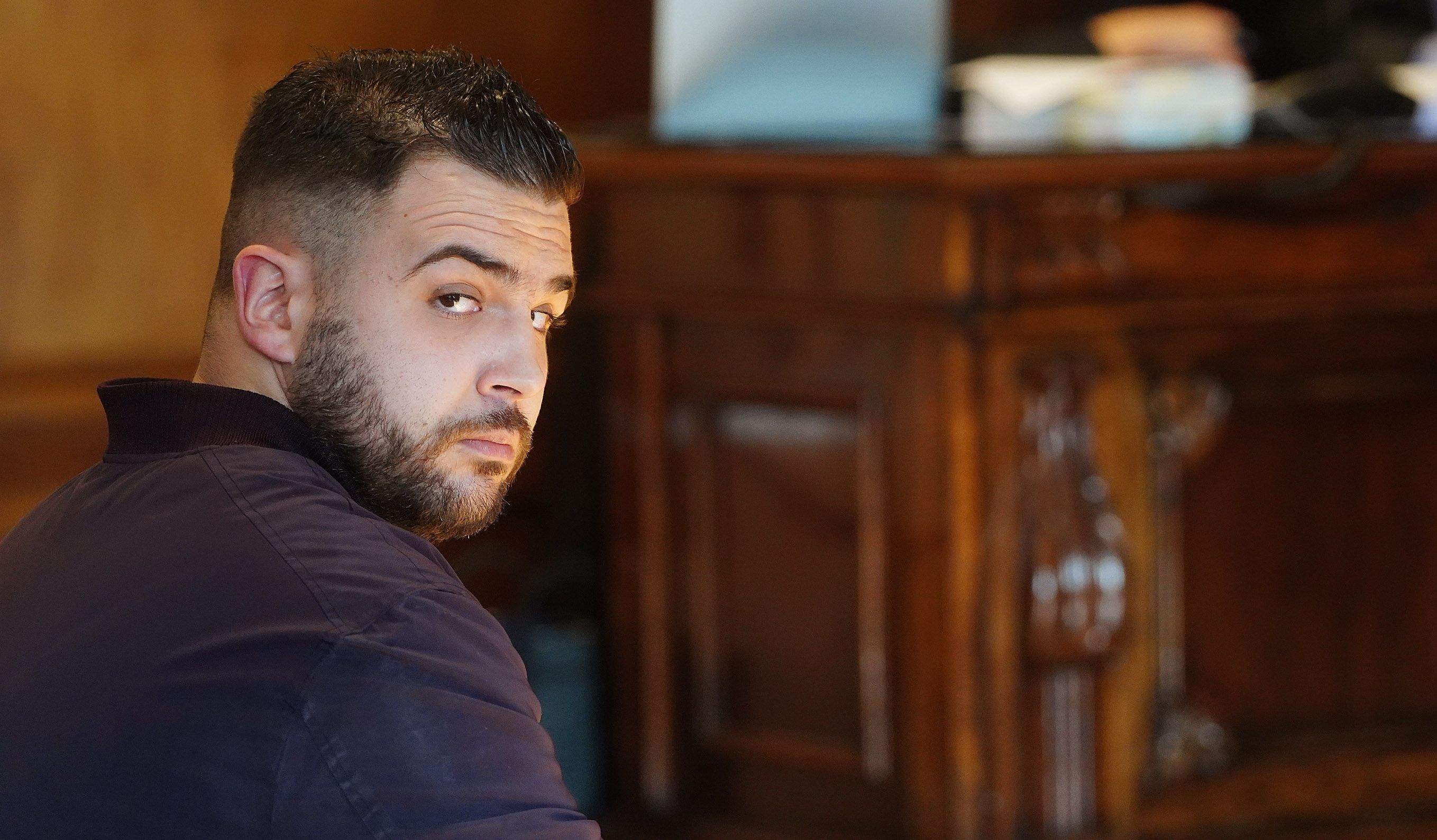 Juicio contra 'Capi', el agresor de Rajoy, por intentar matar a un periodista