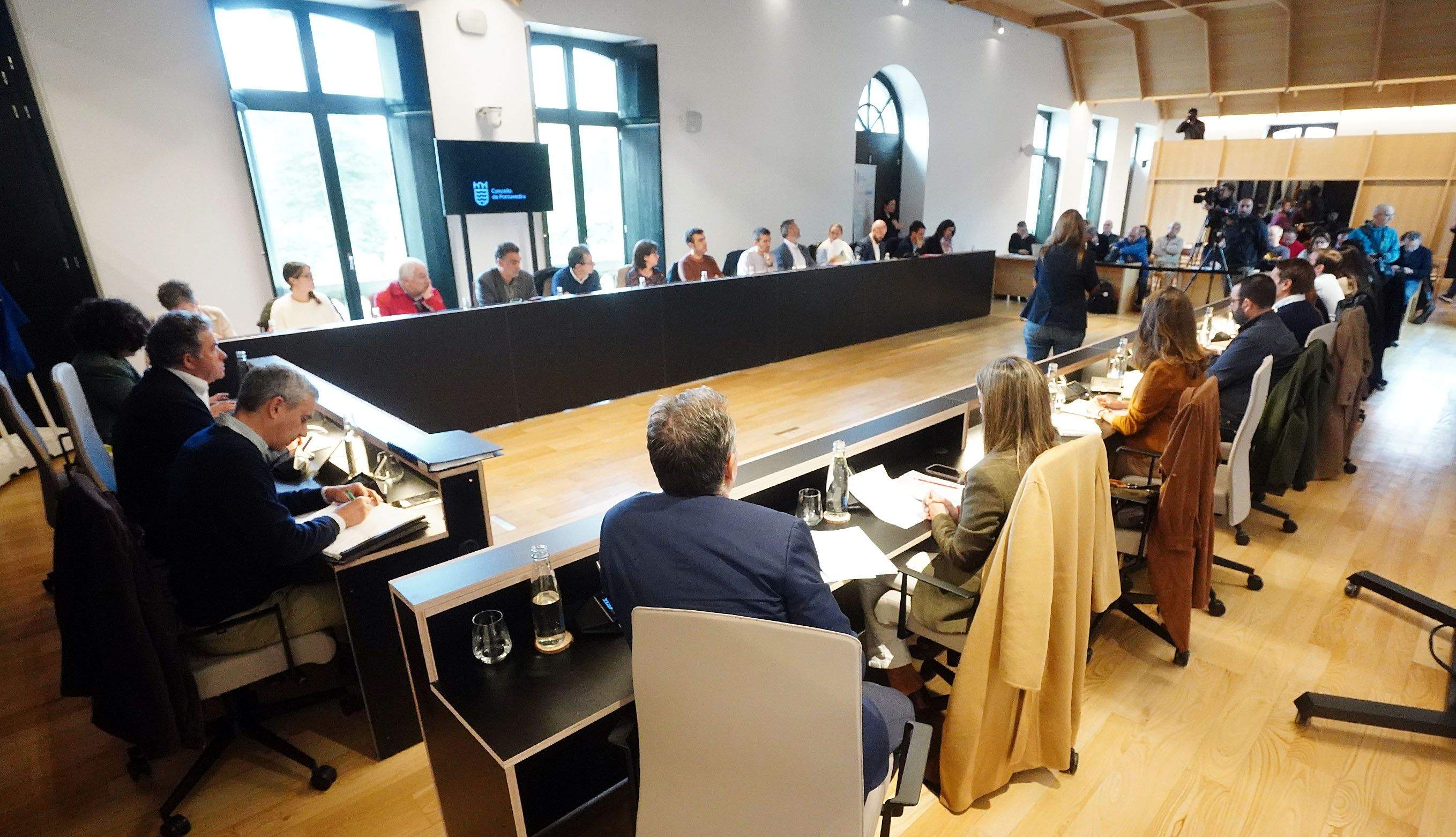 Primeiro pleno da corporación municipal de Pontevedra na renovada casa consistorial Primeiro pleno da corporación municipal de Pontevedra na renovada casa consistorial