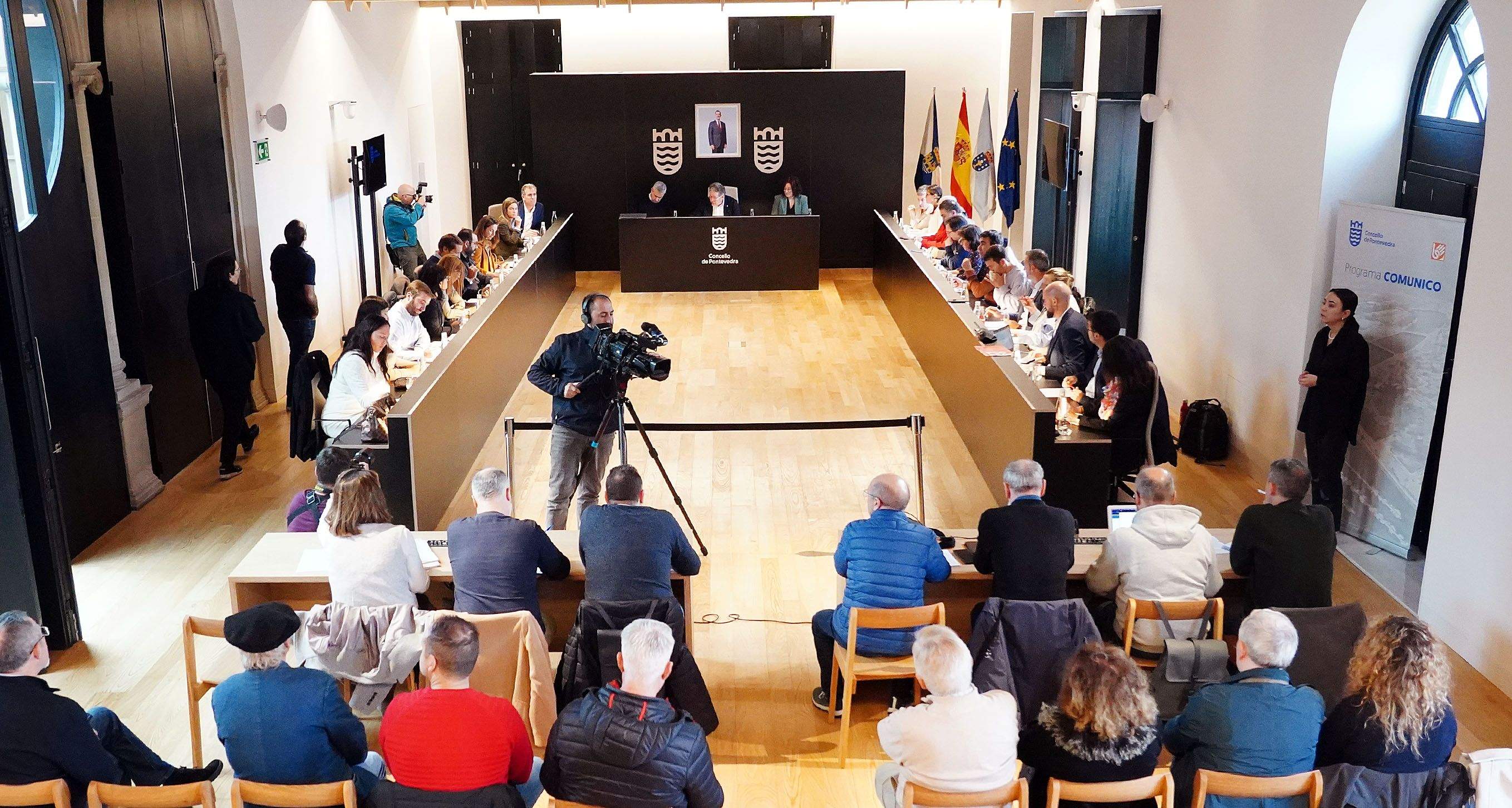 Primeiro pleno da corporación municipal de Pontevedra na renovada casa consistorial Primeiro pleno da corporación municipal de Pontevedra na renovada casa consistorial