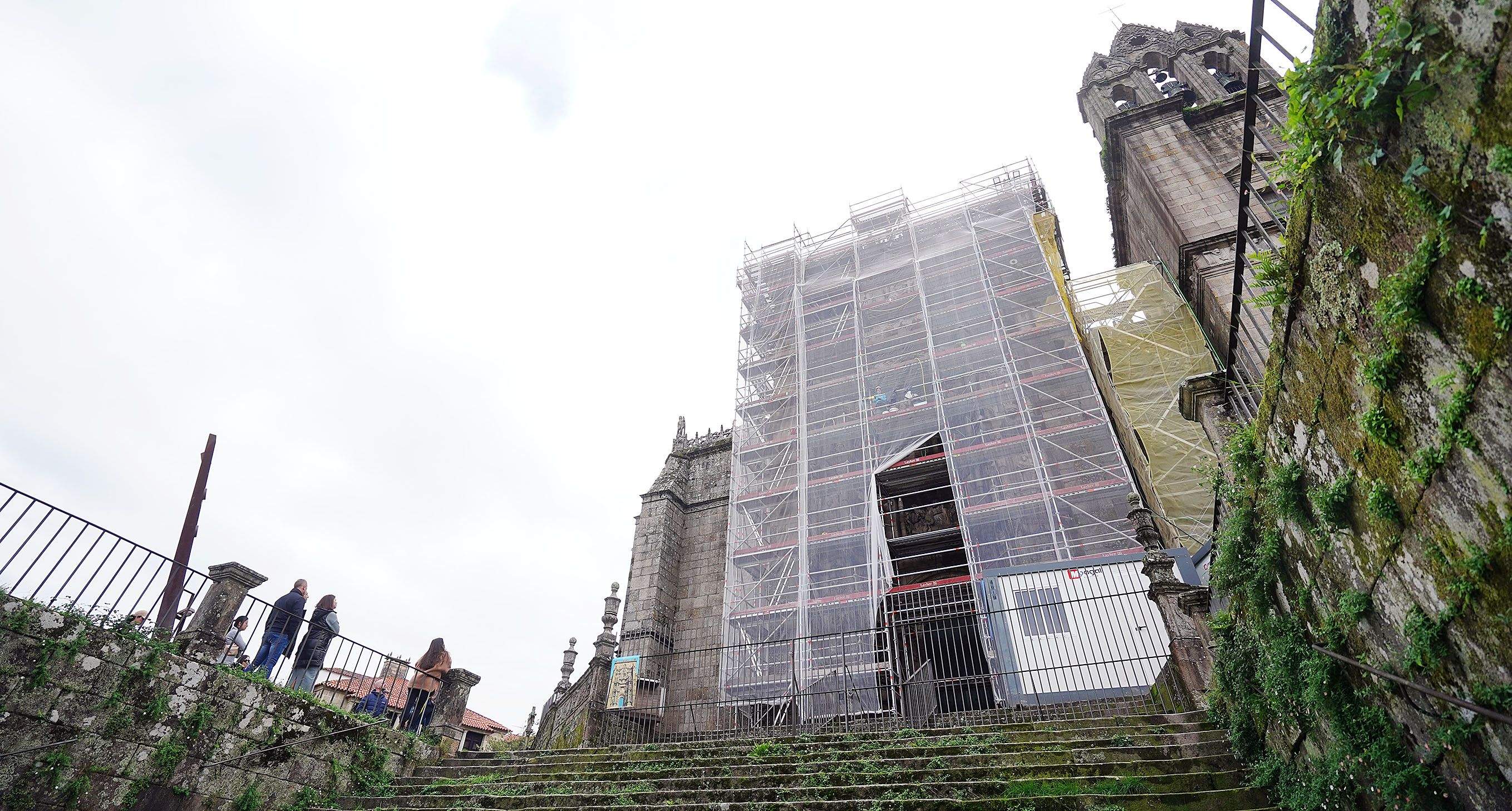 Obras de restauración da fachada principal da Basílica de Santa Maria a Maior