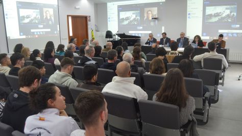 Acto de celebración de 25 años de la Facultade de Ciencias da Educación e do Deporte Acto de celebración de 25 años de la Facultade de Ciencias da Educación e do Deporte