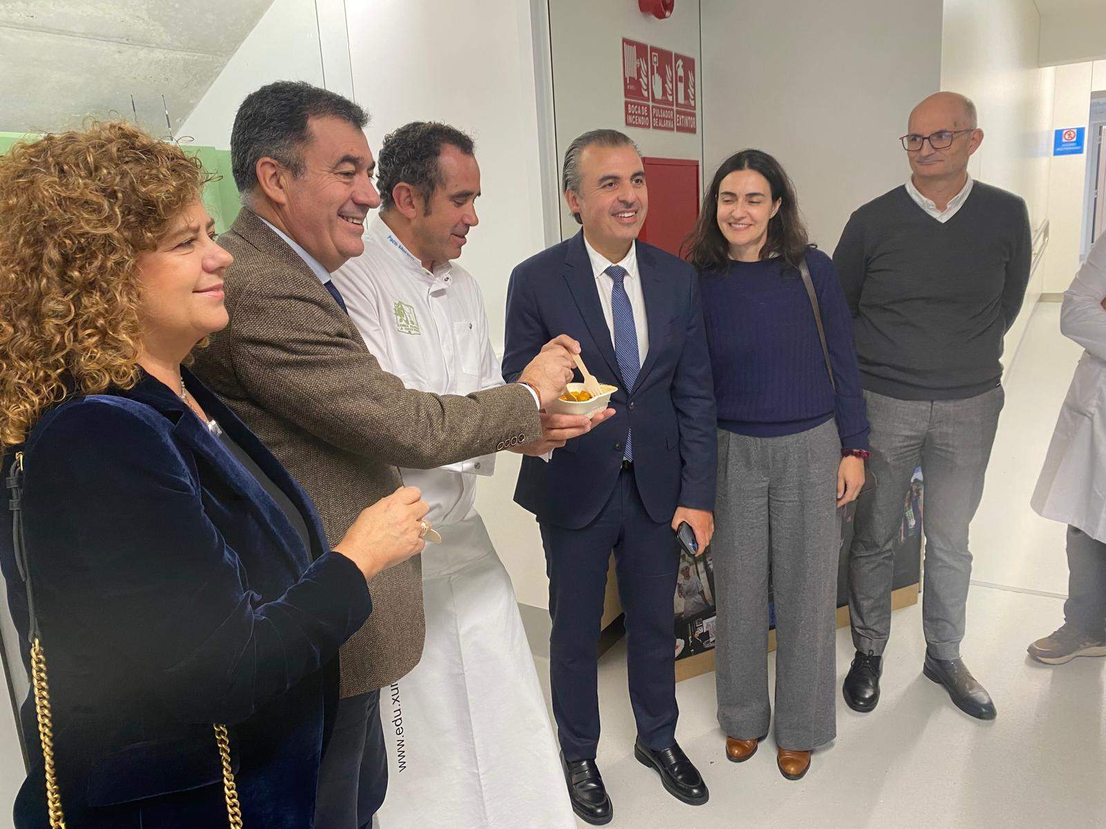 Visita do conseller balear ao CIFP Carlos Oroza