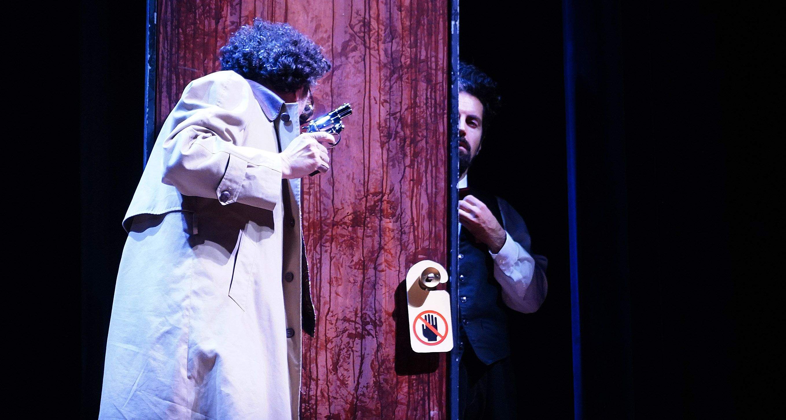 Representación de la obra "Entrega en man", de Contraproducións, en Ponteatro