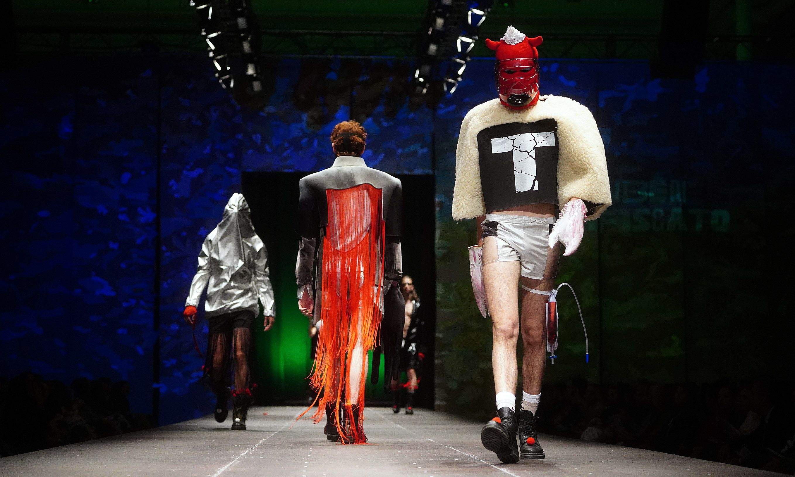 Desfile Debut 2024 Desfile Debut 2024