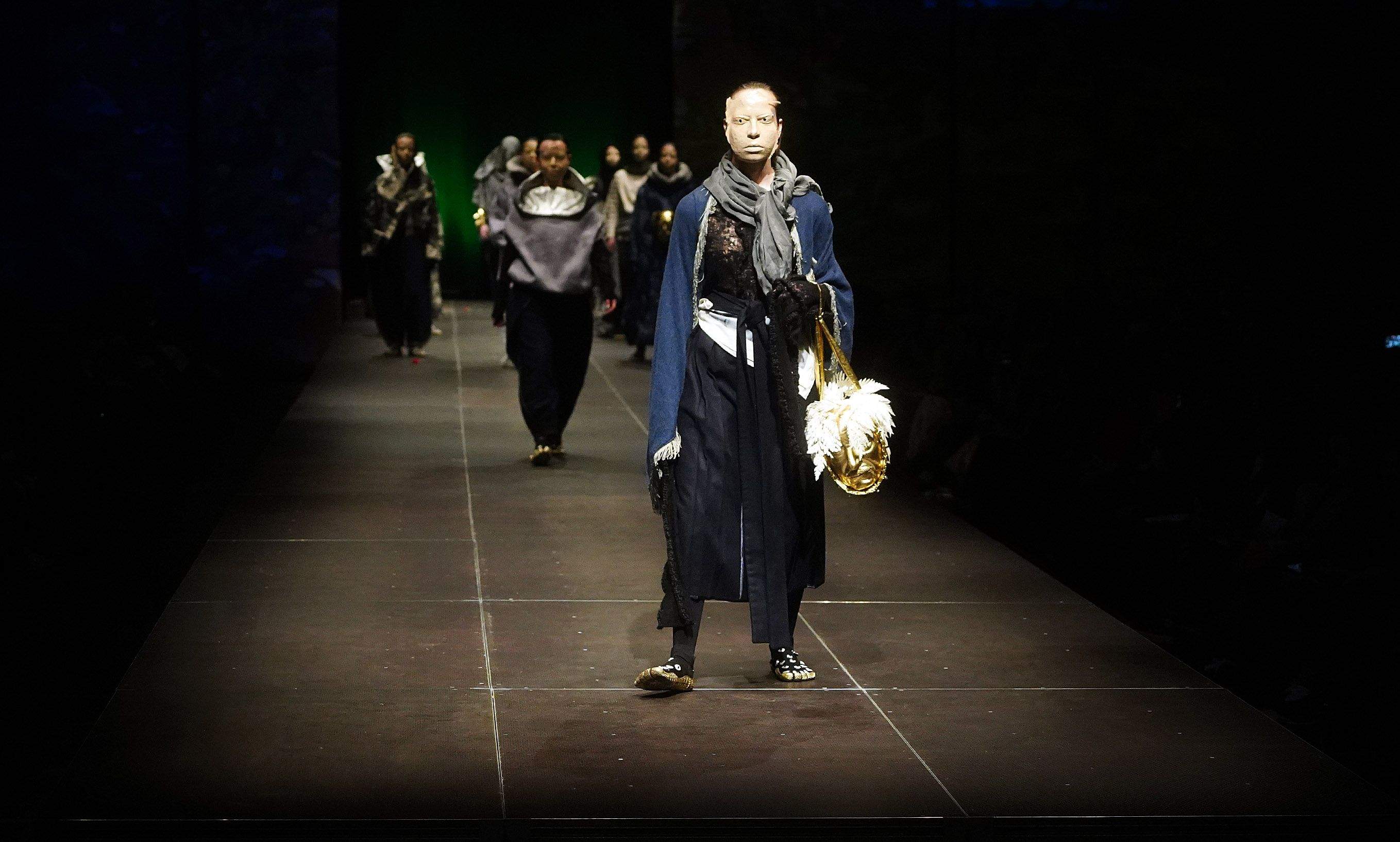 Desfile Debut 2024 Desfile Debut 2024