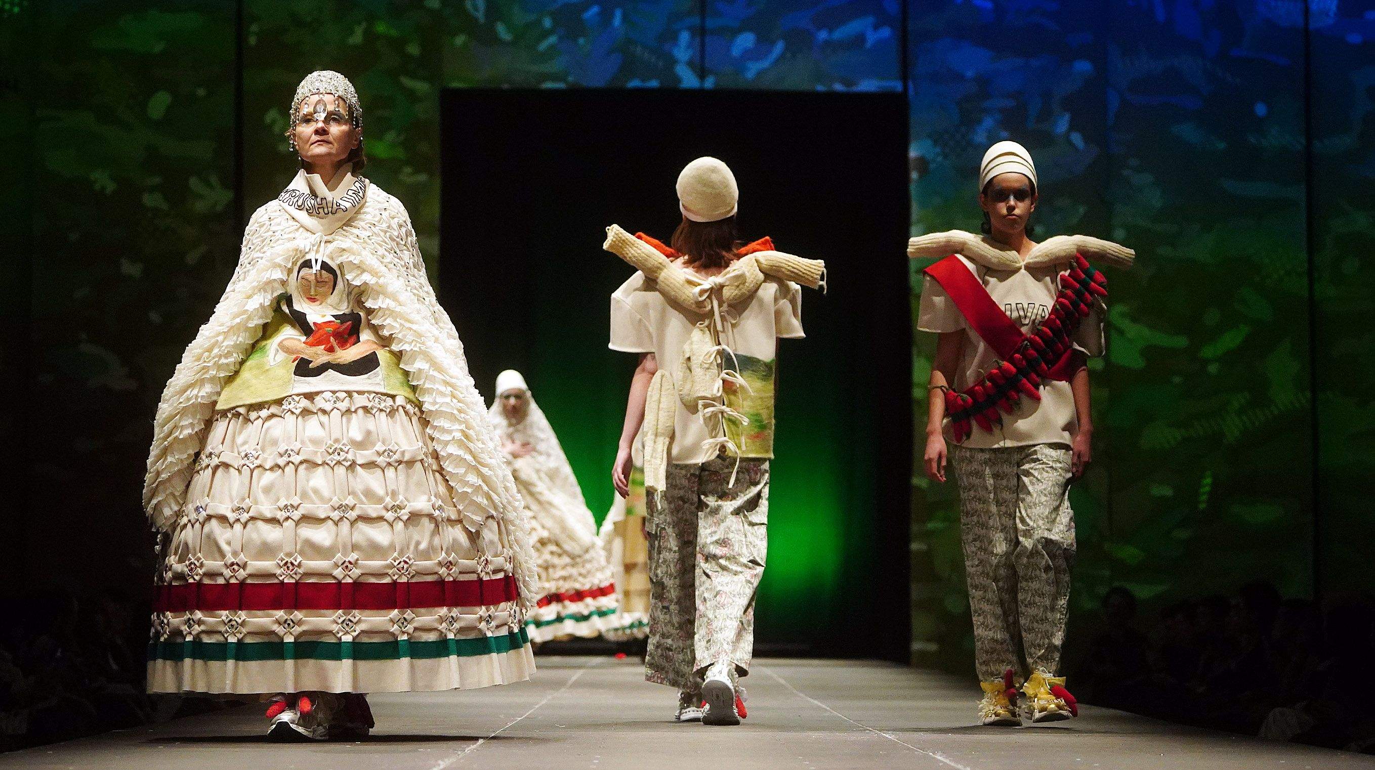 Desfile Debut 2024 Desfile Debut 2024