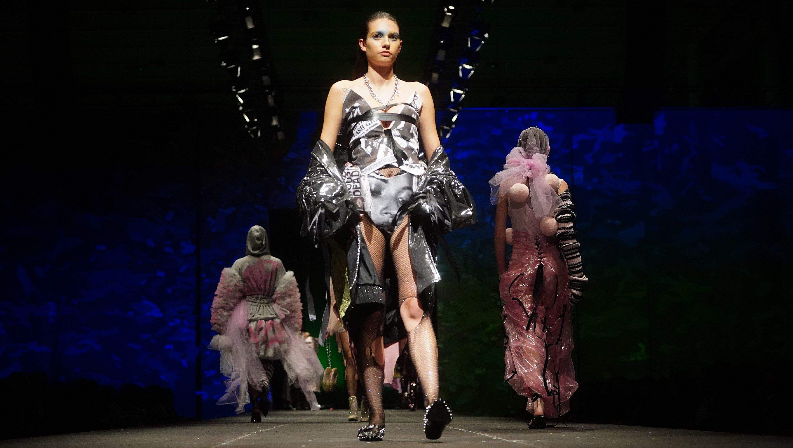 Desfile Debut 2024 Desfile Debut 2024