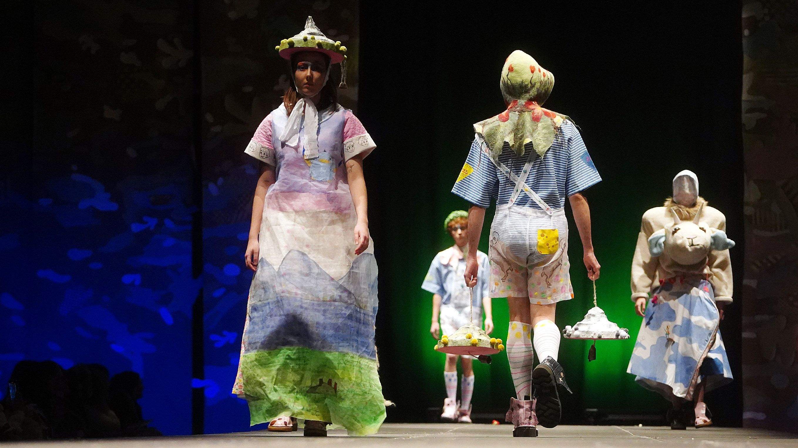 Desfile Debut 2024 Desfile Debut 2024