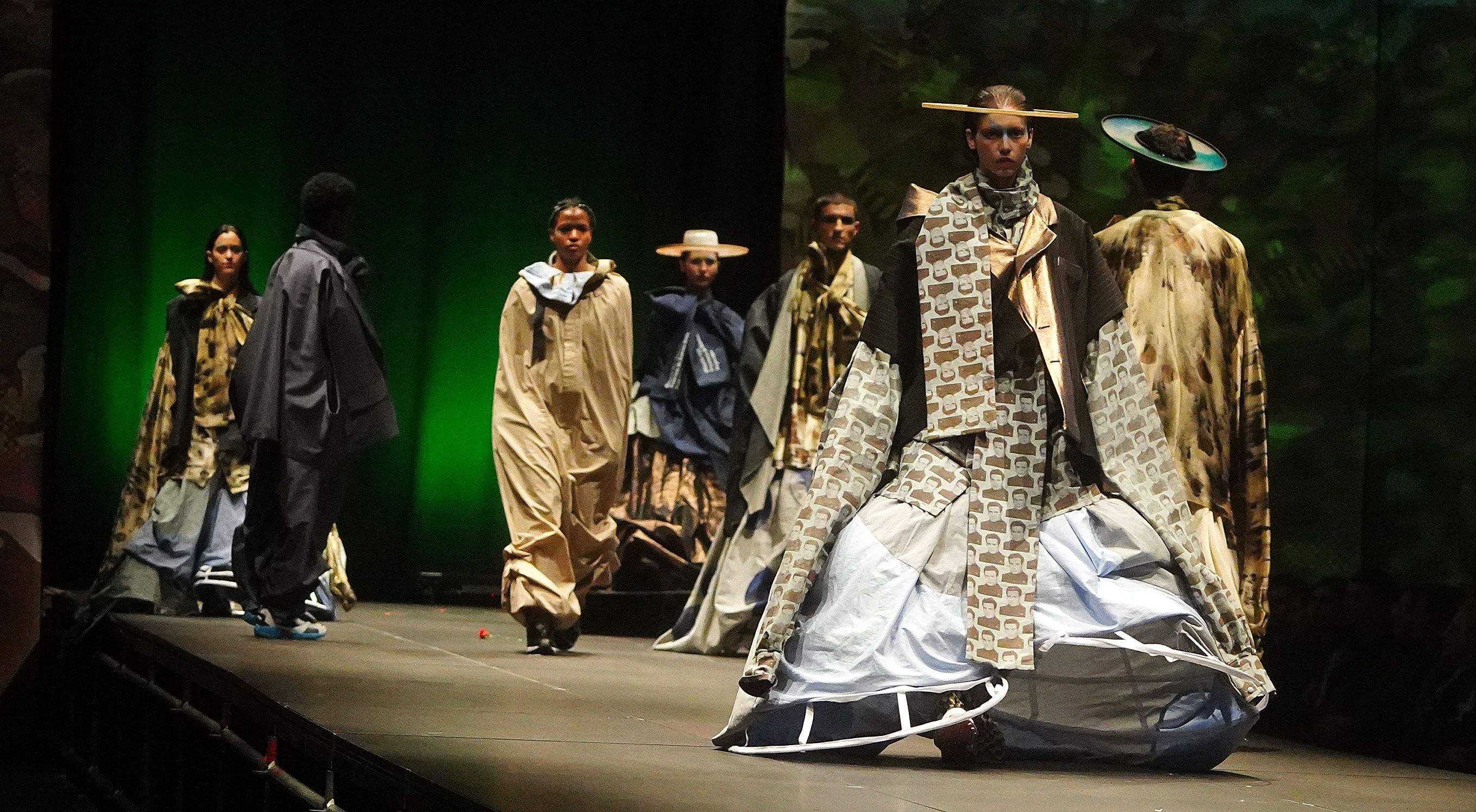 Desfile Debut 2024 Desfile Debut 2024