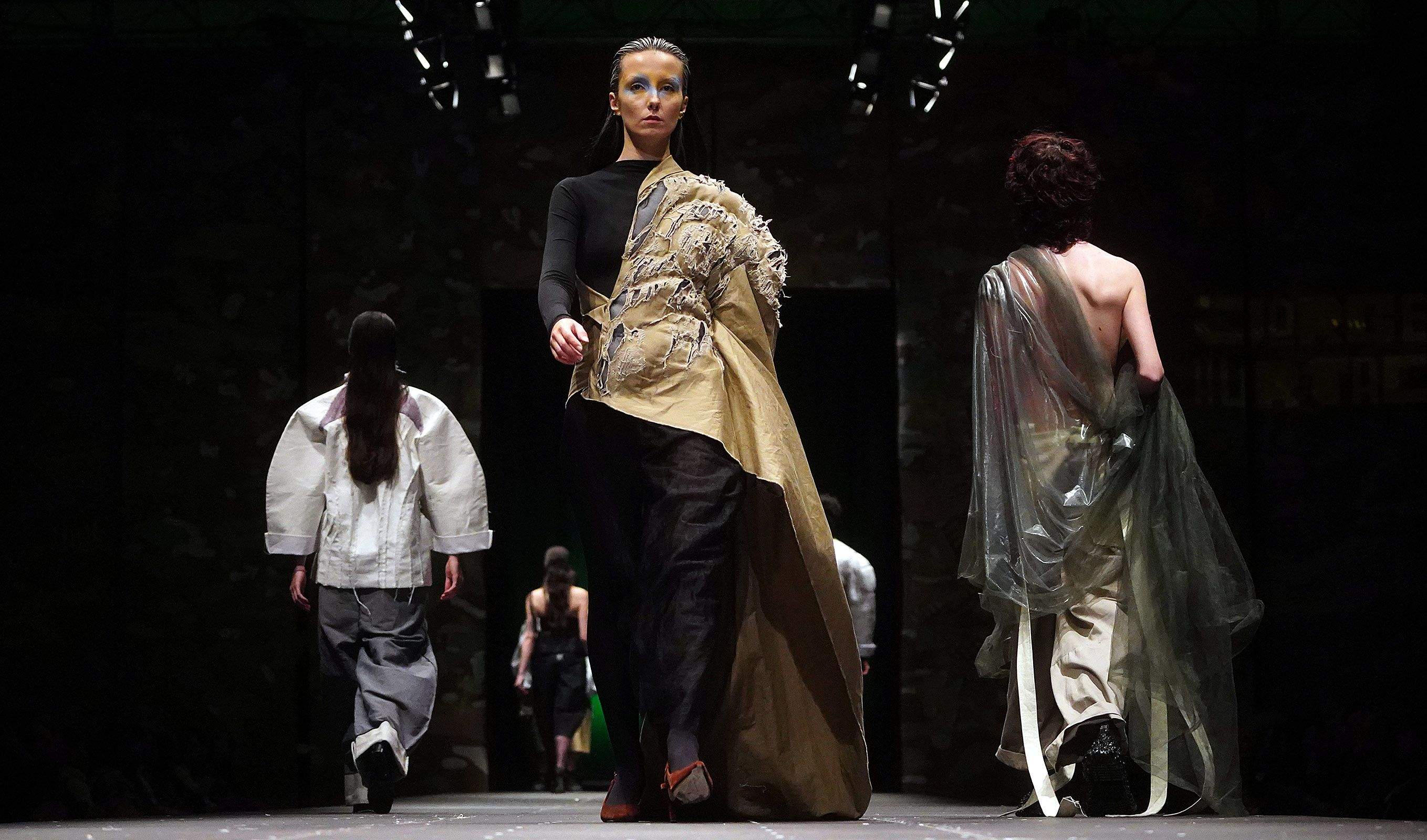 Desfile Debut 2024 Desfile Debut 2024