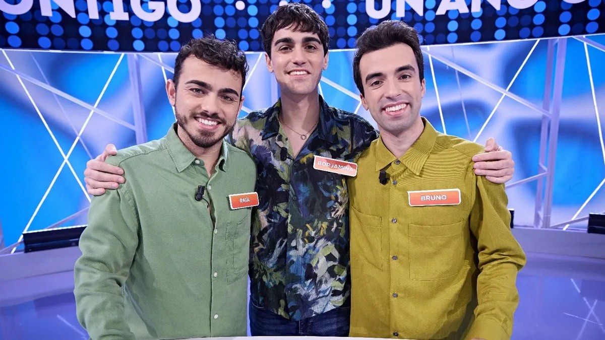 Raul, Borjamina y Bruno, los Mozos de Arousa