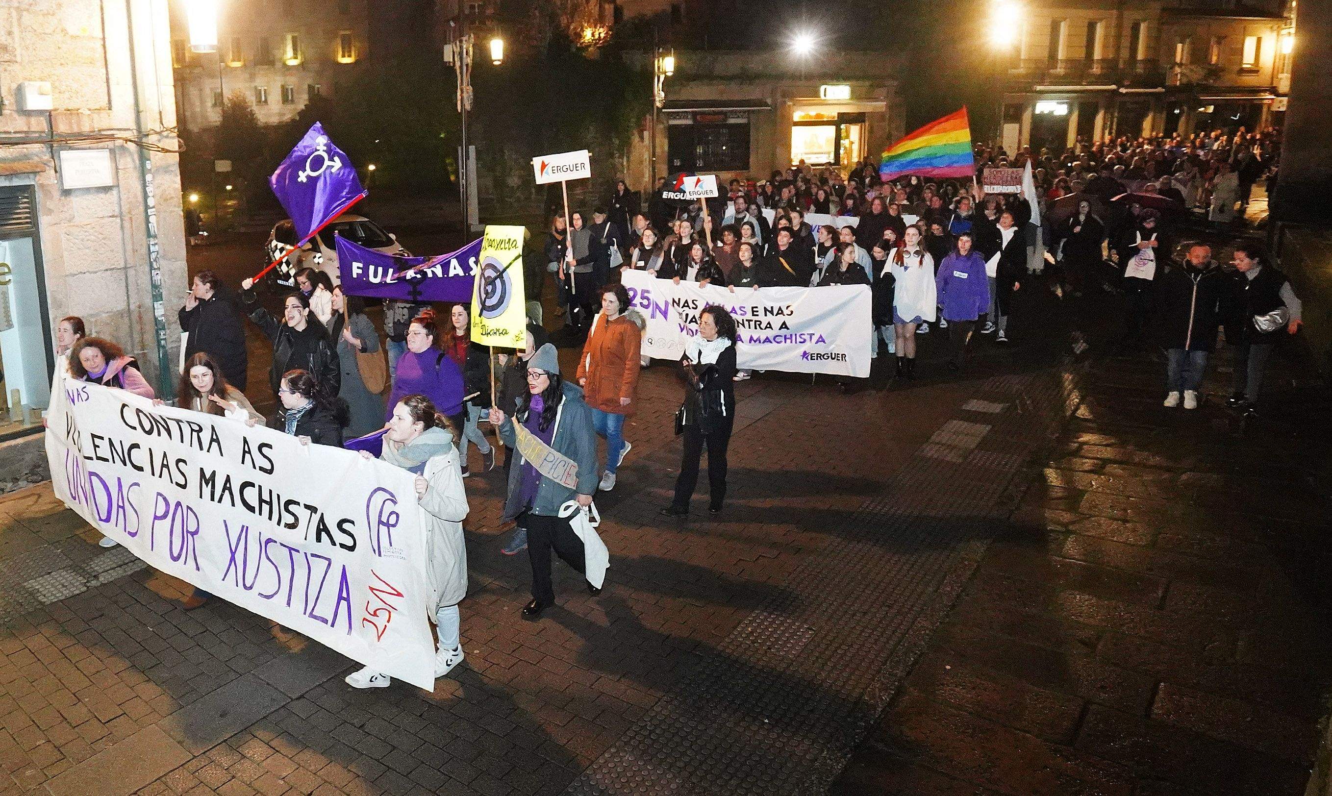 Manifestación central en Pontevedra polo 25N de 2024 Manifestación central en Pontevedra polo 25N de 2024