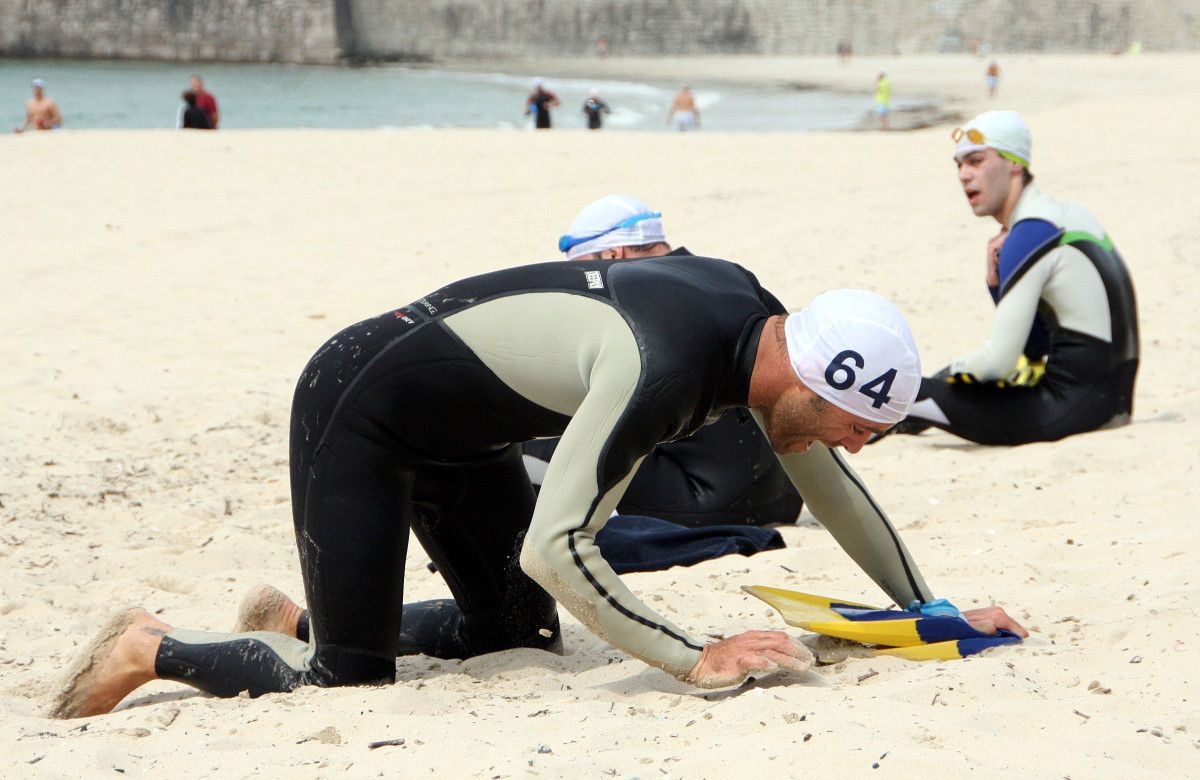 Selección de socorristas en la playa de Silgar