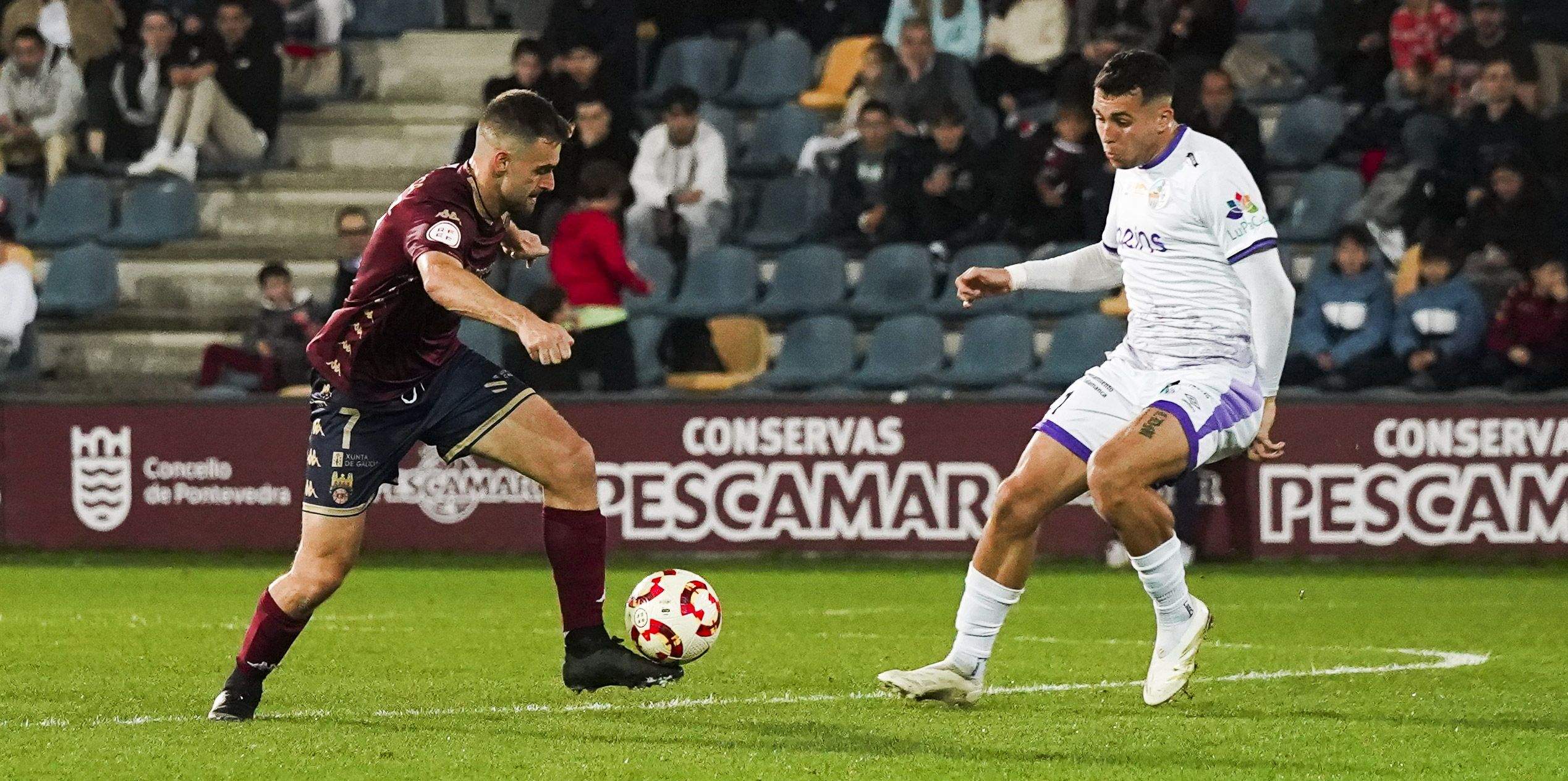 Partido entre Pontevedra CF e Salamanca CF UDS en Pasarón Partido entre Pontevedra CF e Salamanca CF UDS en Pasarón