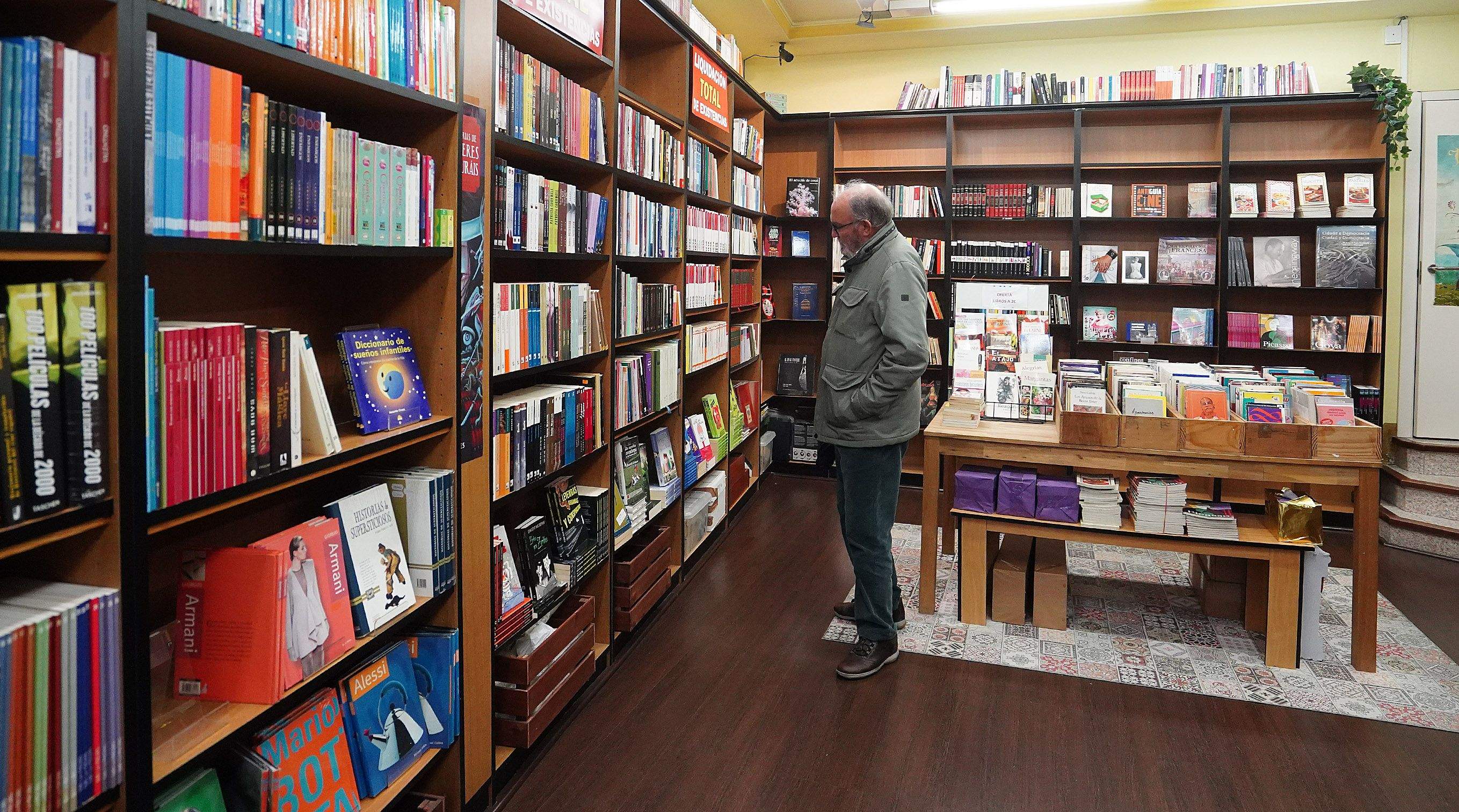 Liquidación de Librería Cao por peche Liquidación de Librería Cao por peche