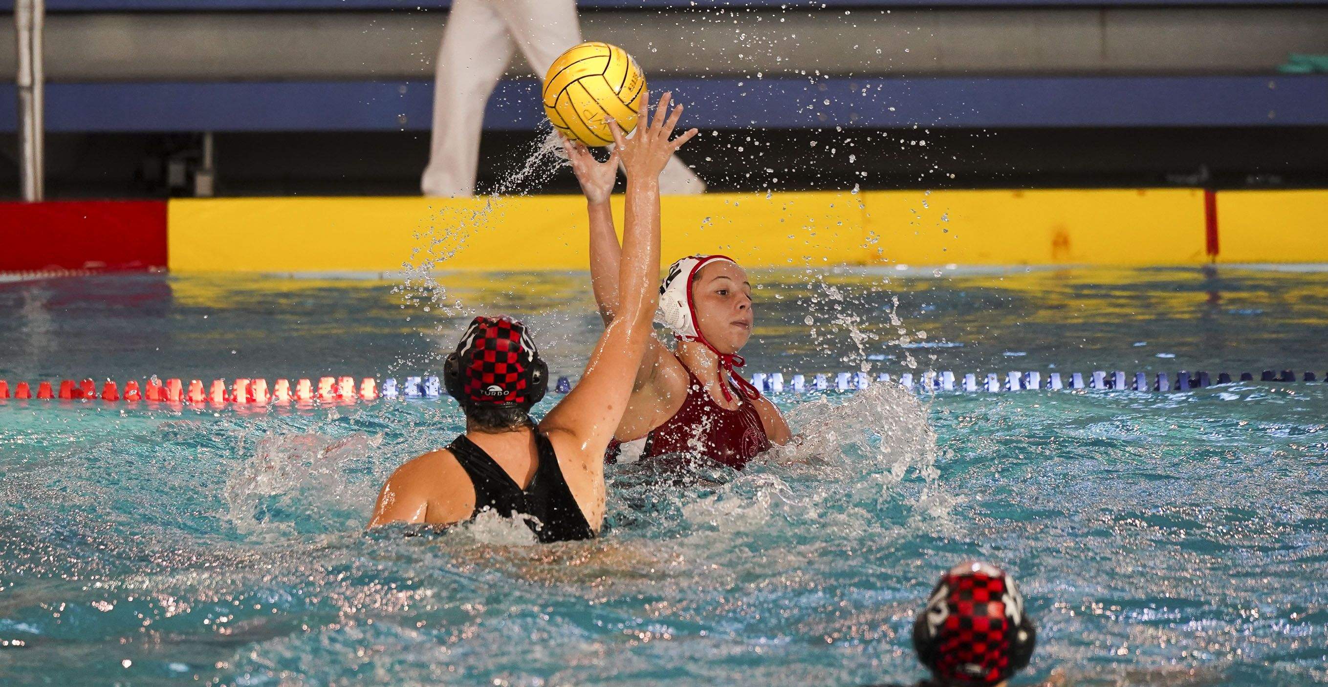 Partido entre o Waterpolo Pontevedra e o CN Vallirana en Rías do Sur Partido entre o Waterpolo Pontevedra e o CN Vallirana en Rías do Sur