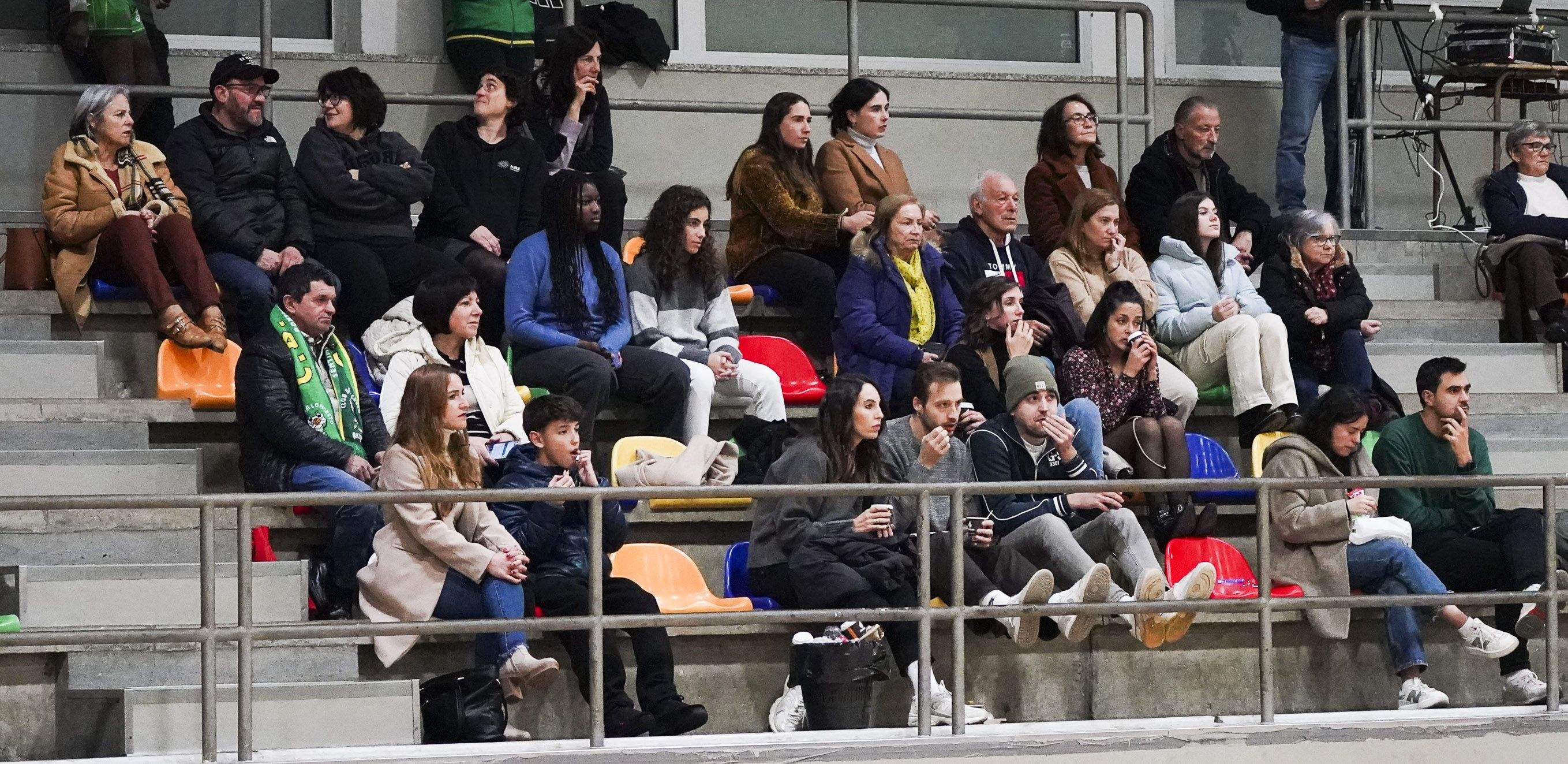 Partido entre Club Baloncesto Arxil e Domusa Teknik ISB no CGTD