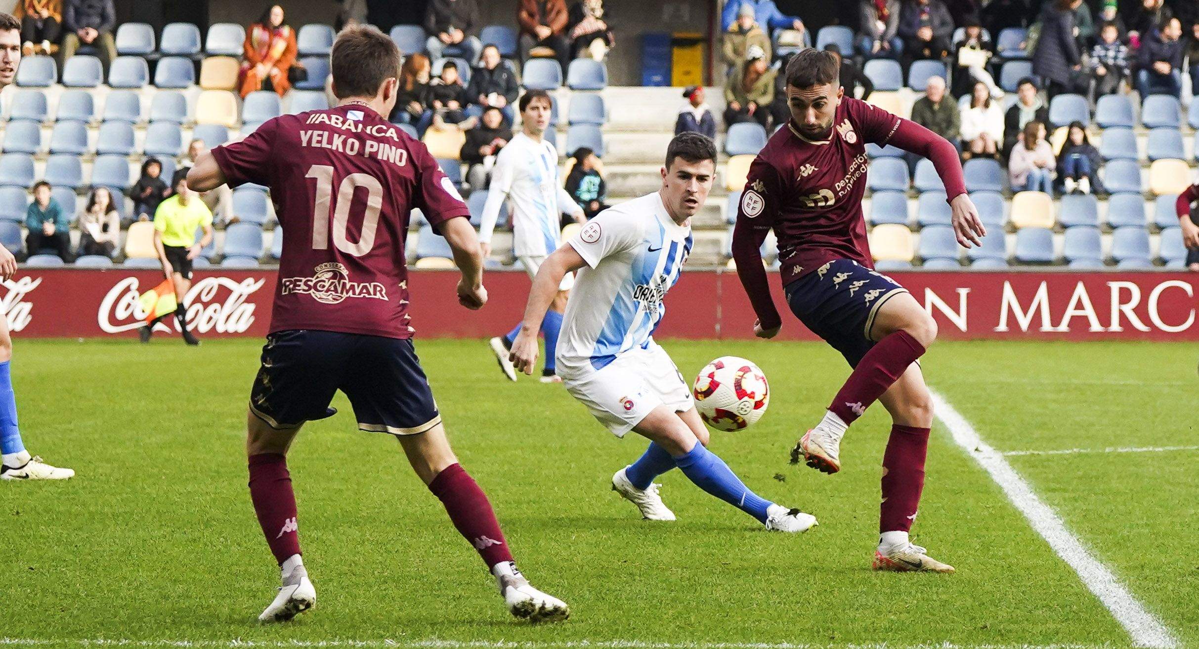 Partido entre Pontevedra CF e Gimnástica de Torrelavega en Pasarón Partido entre Pontevedra CF e Gimnástica de Torrelavega en Pasarón