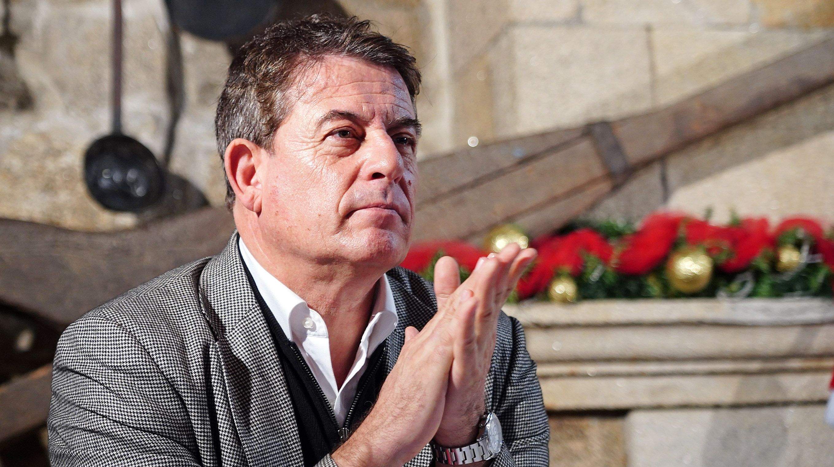 Almorzo coloquio con José Ramón Gómez Besteiro