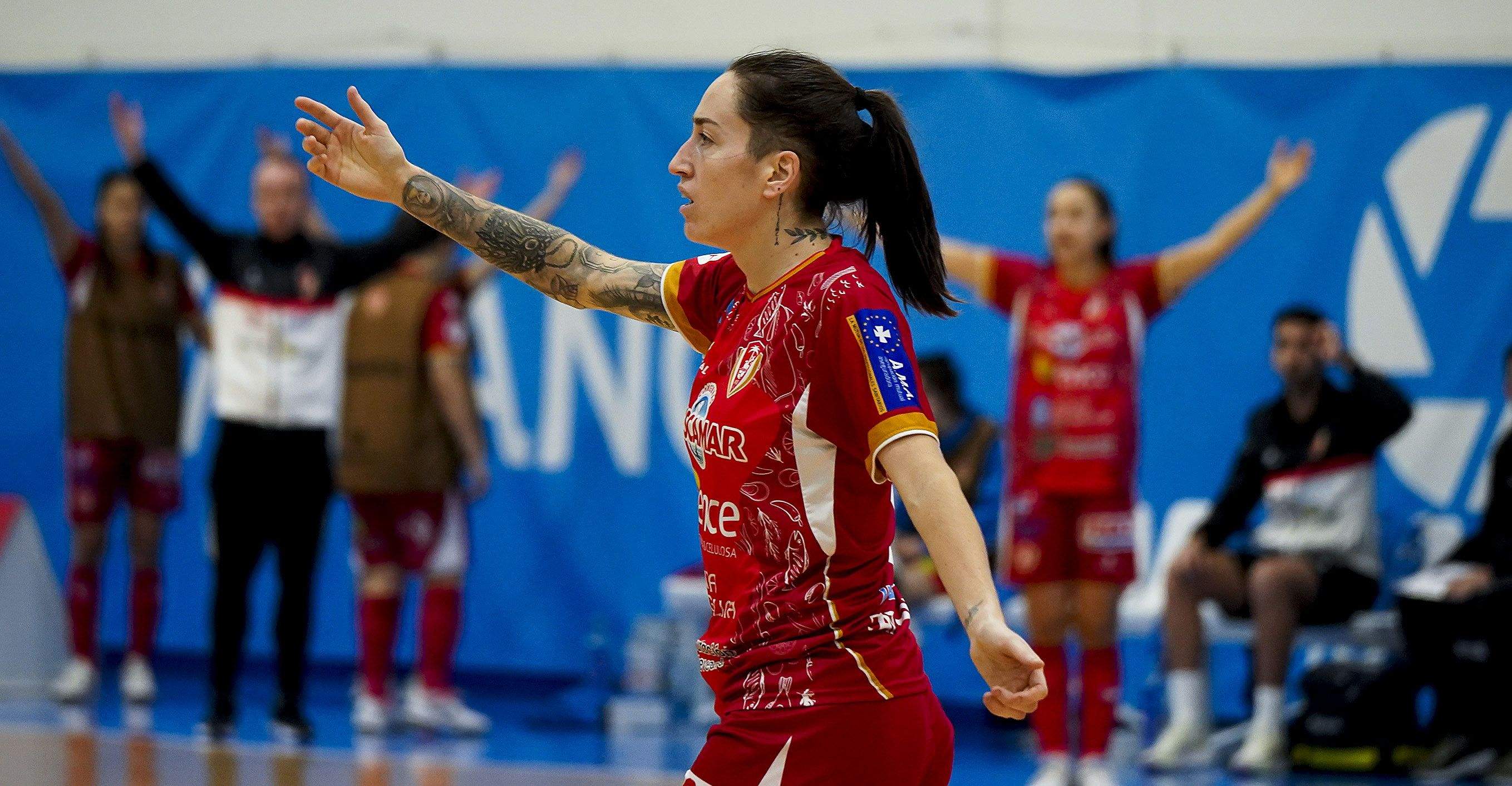 Partido entre el Poio Pescamar y el FSF Castro en A Seca
