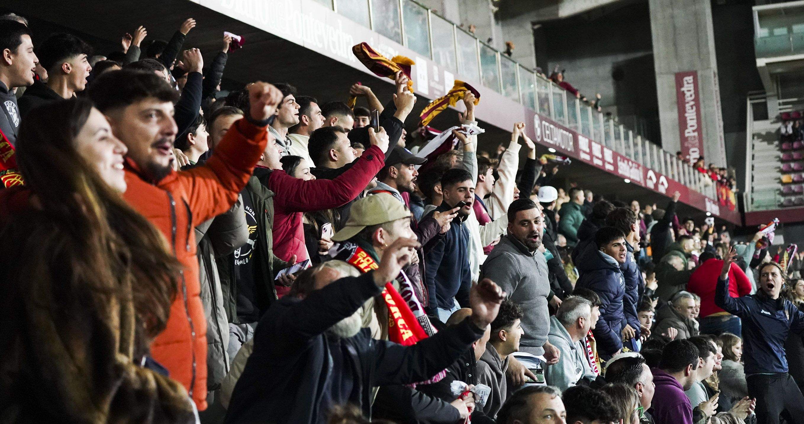 Partido de Copa del Rey entre Pontevedra y Mallorca en Pasarón
