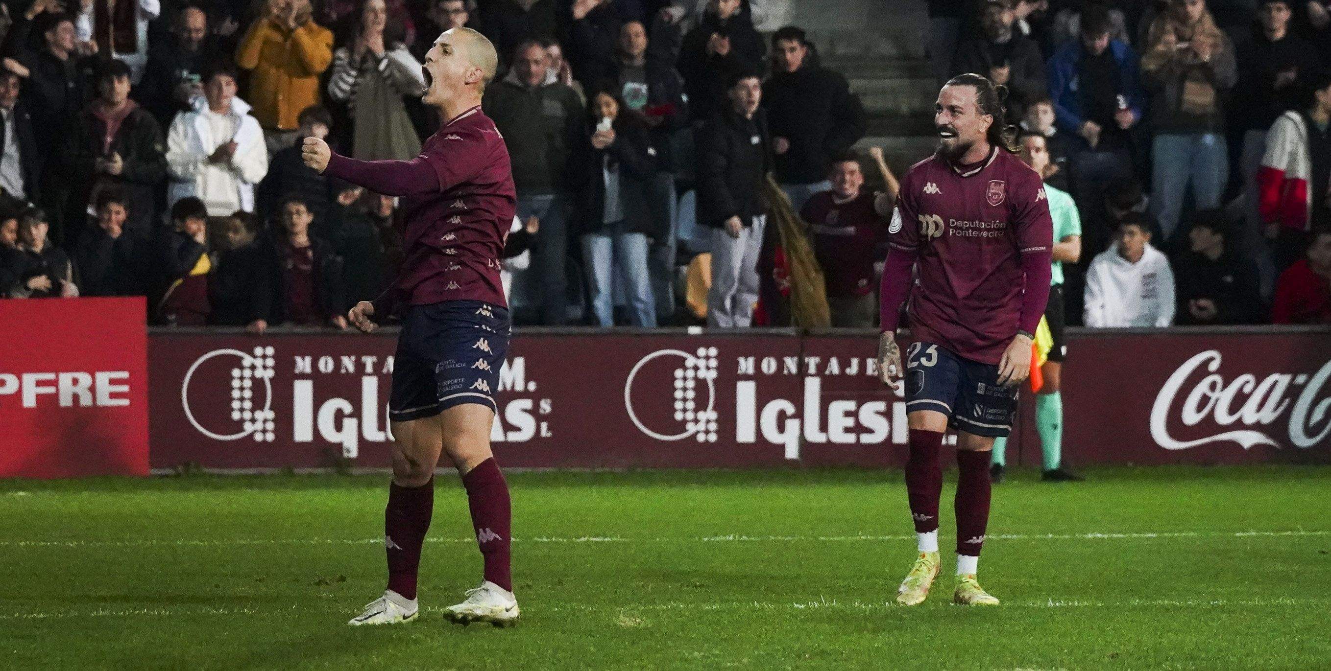 Partido de Copa del Rey entre Pontevedra y Mallorca en Pasarón