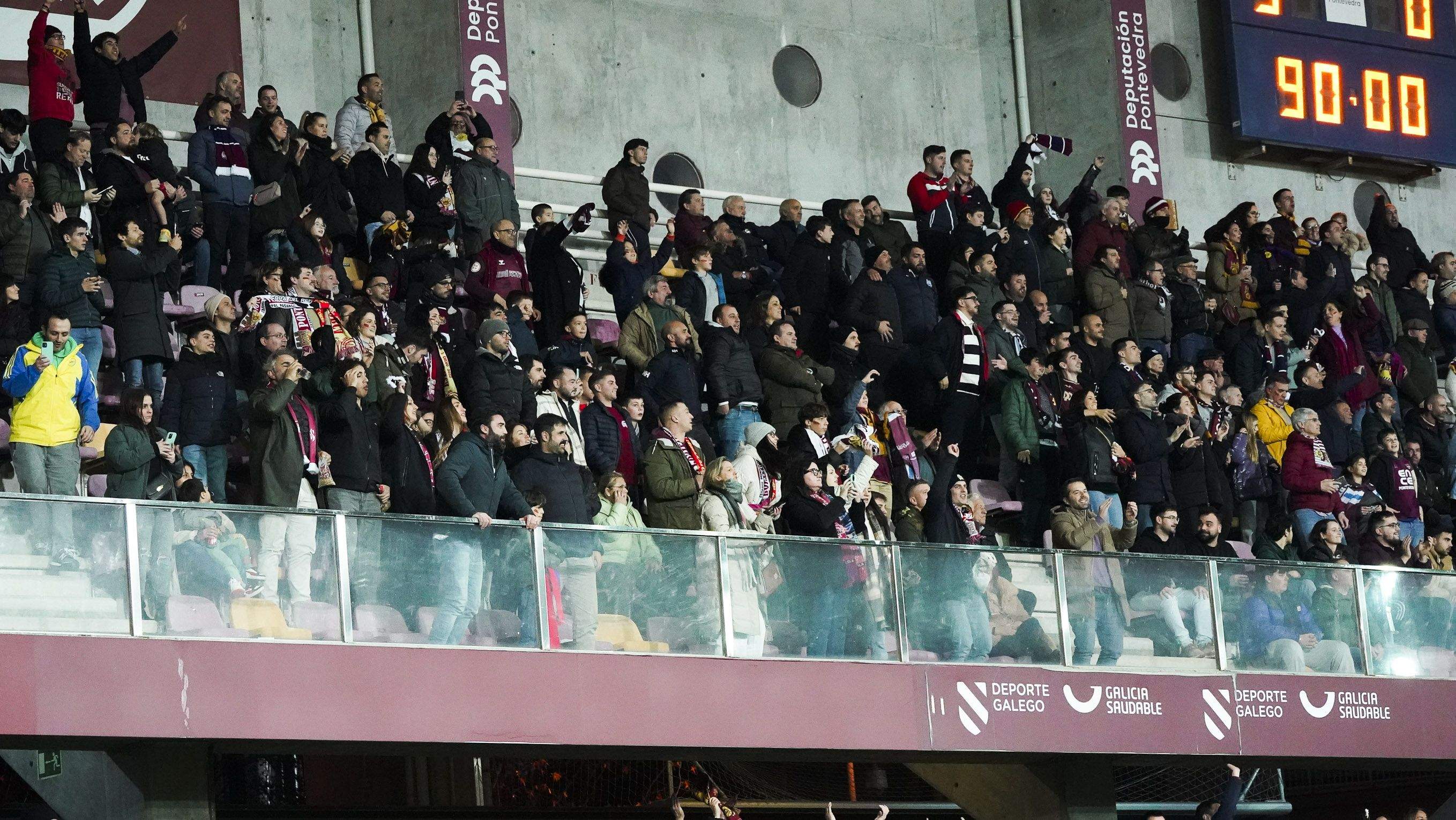 Partido de Copa del Rey entre Pontevedra y Mallorca en Pasarón