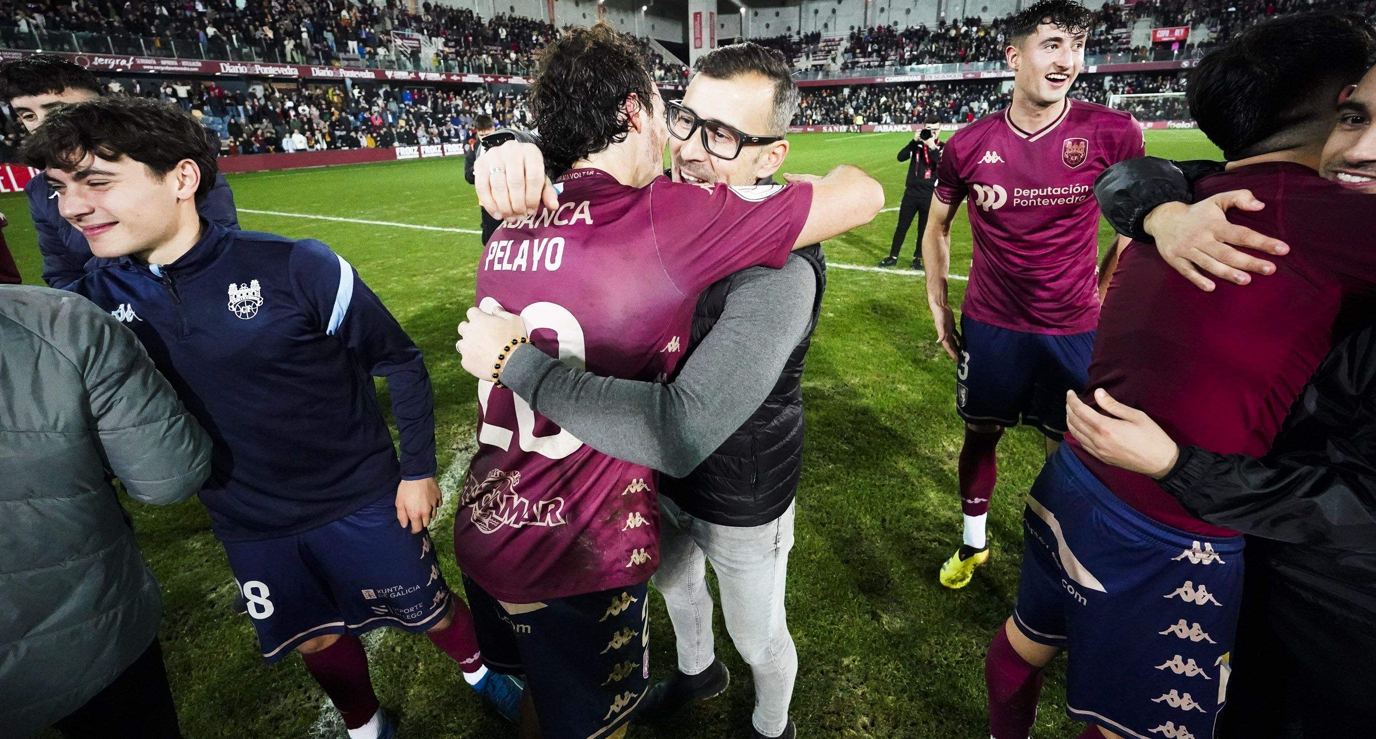 Partido de Copa del Rey entre Pontevedra y Mallorca en Pasarón