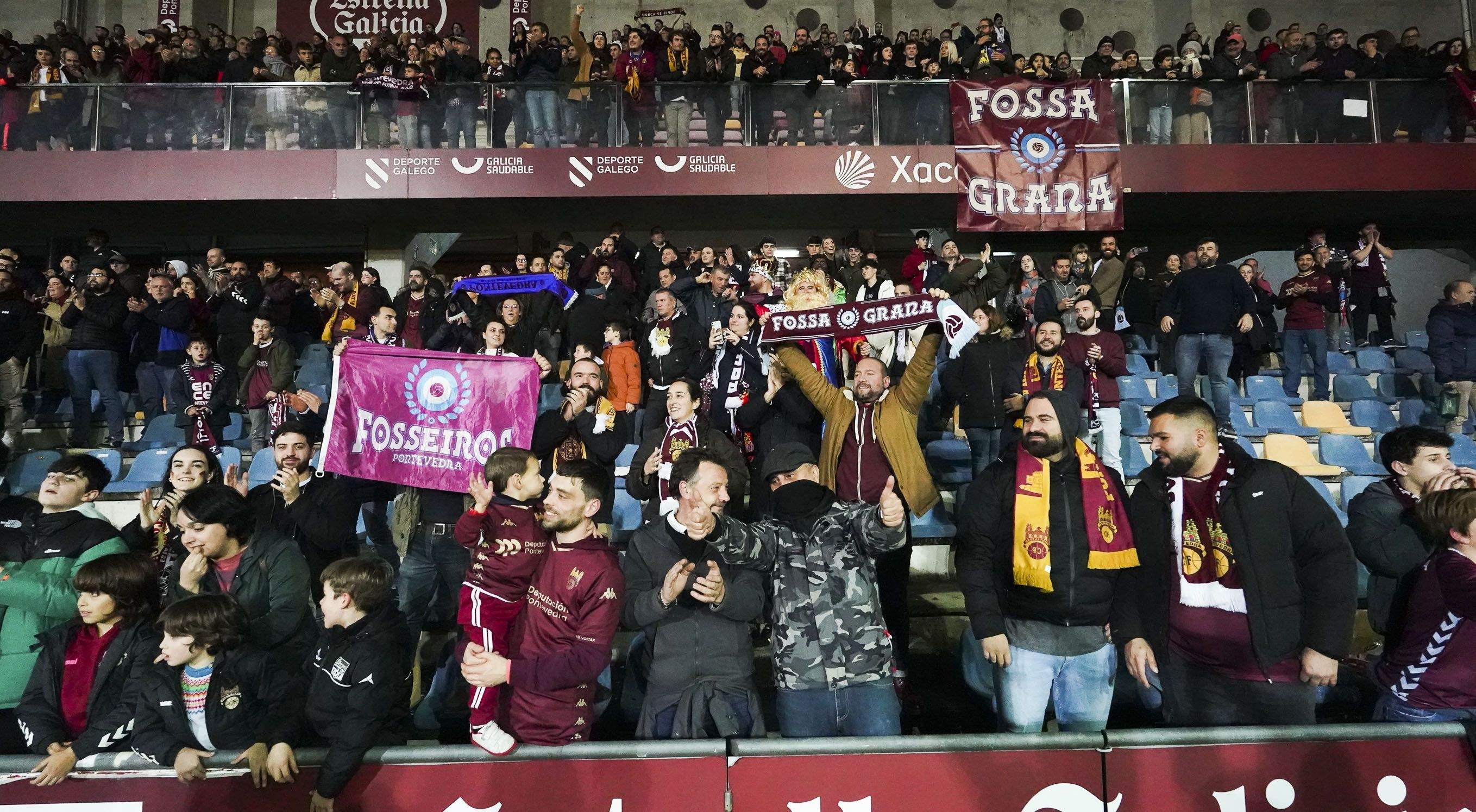Partido de Copa del Rey entre Pontevedra y Mallorca en Pasarón